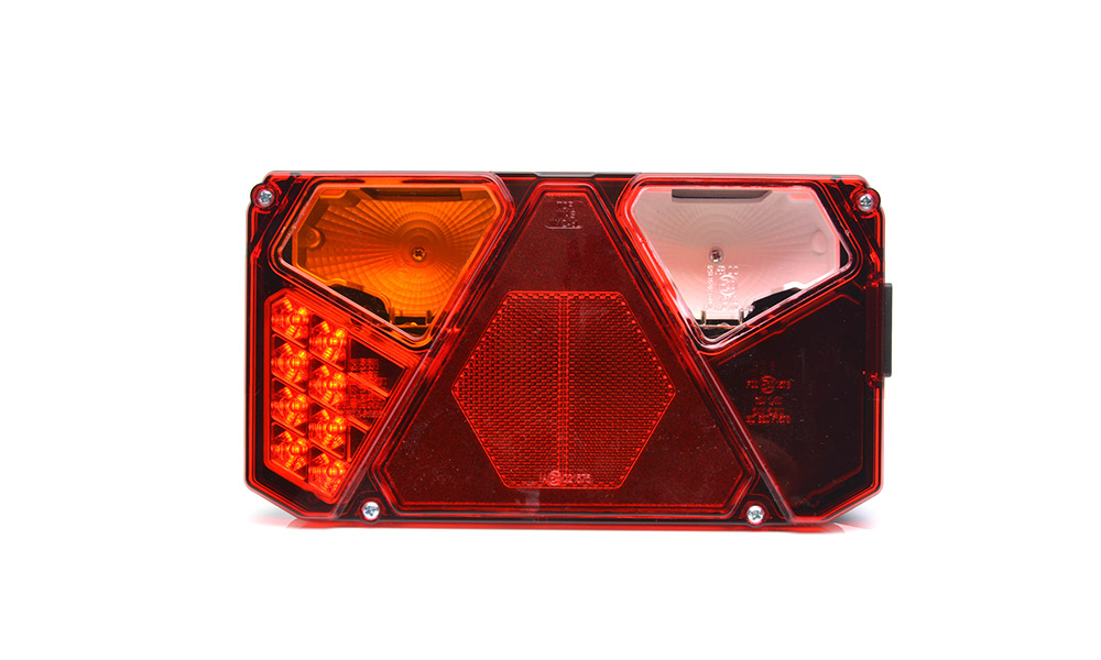 Lampa zespolona tylna 950