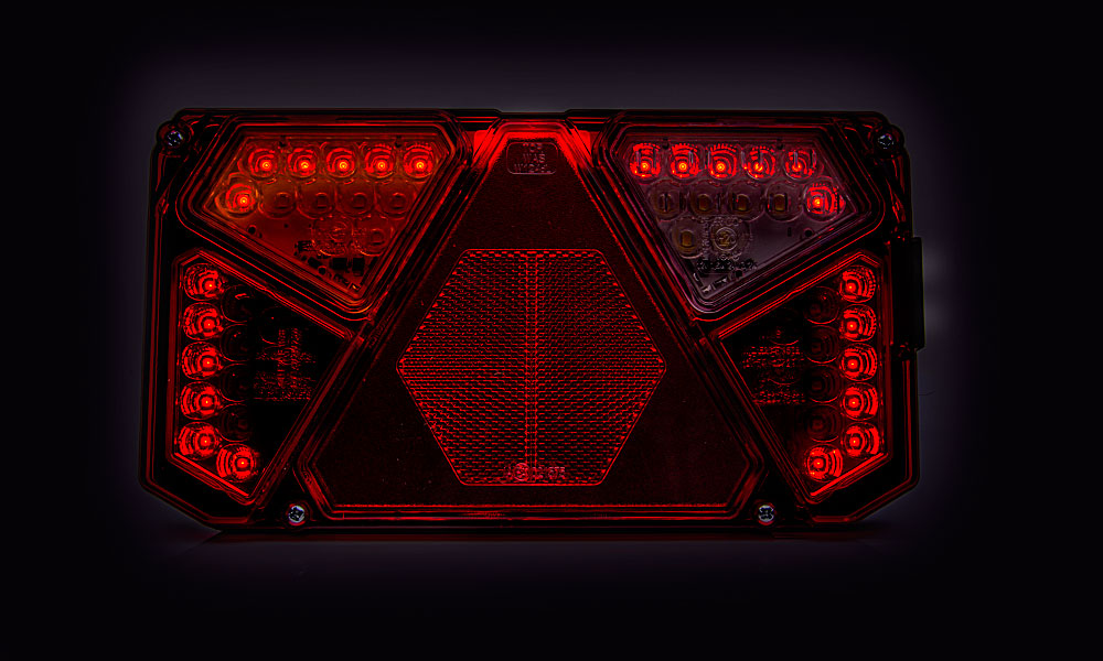 Multifunctional rear lamp 1005