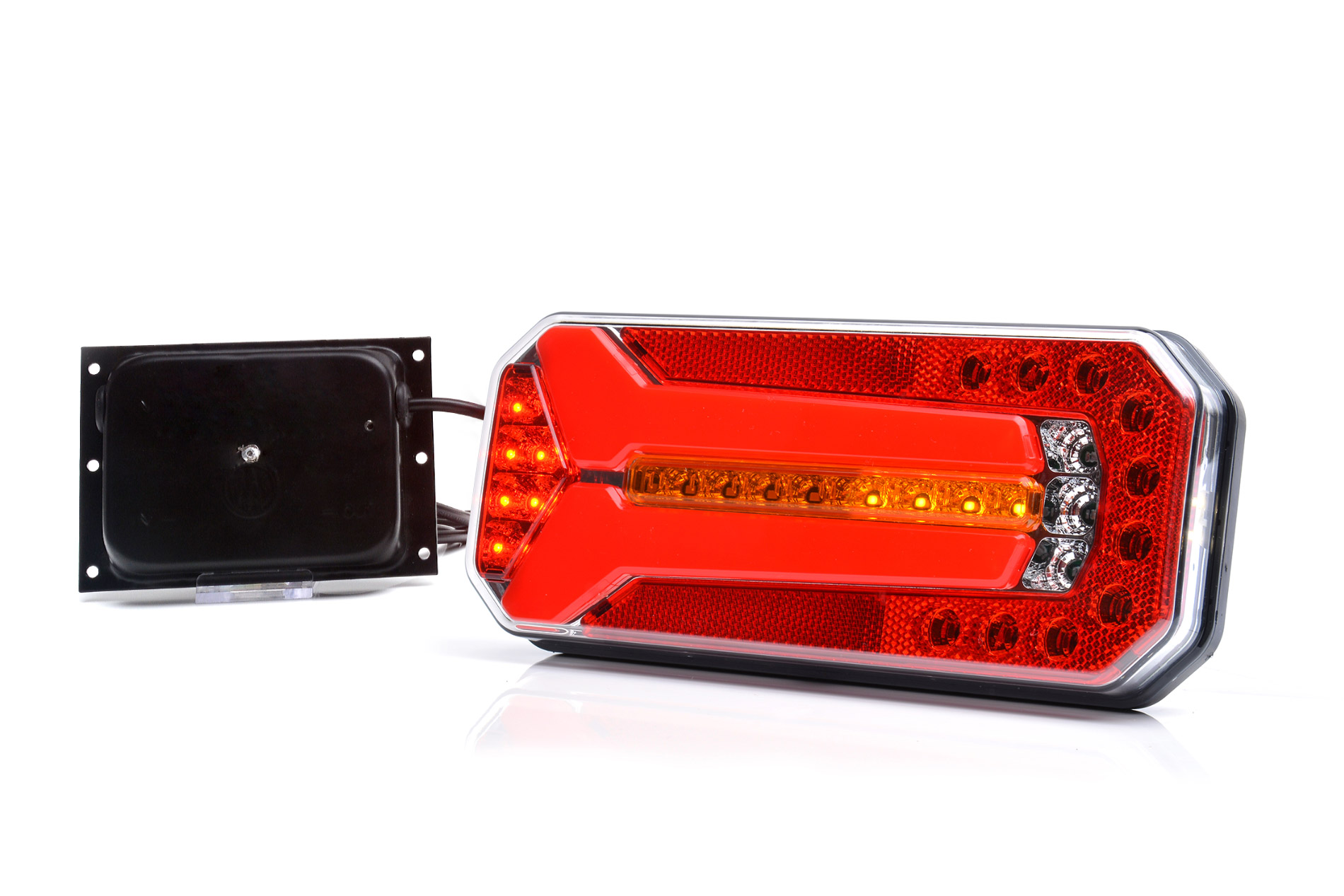 LED-multifunktionsbaklykta 1116 DD L/P O12 1116-DD-LP-O12
